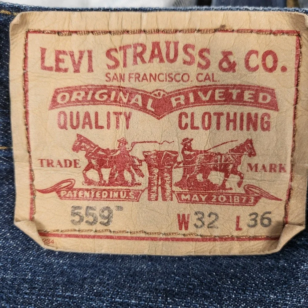 Levis 559 Vtg Y2K Relaxed Straight Jeans Mens 32x36 Blue Excellent Dark Wash